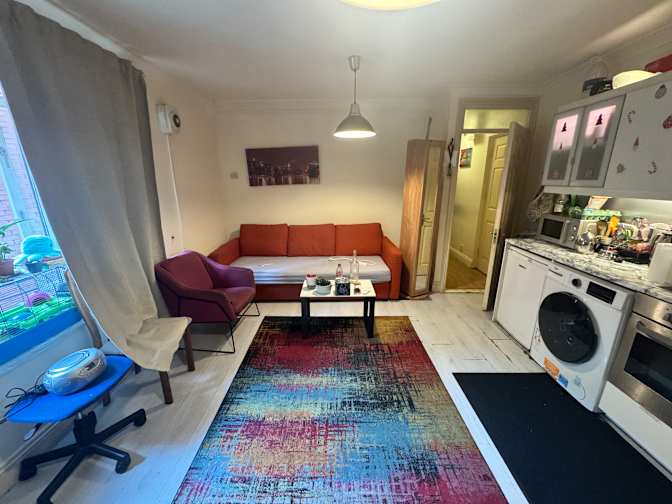 Vishnu Priya's room