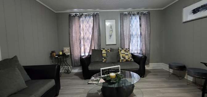 GBU Holdings Group's room