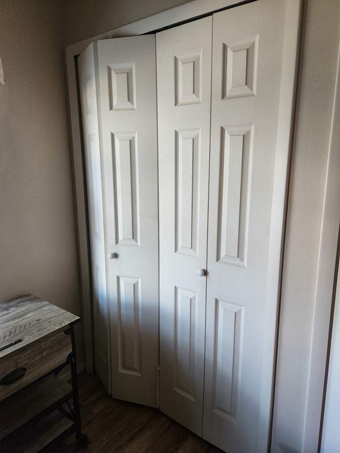 Suzanne's room