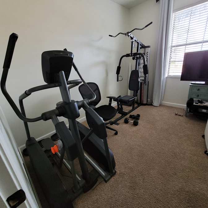 Federico's room