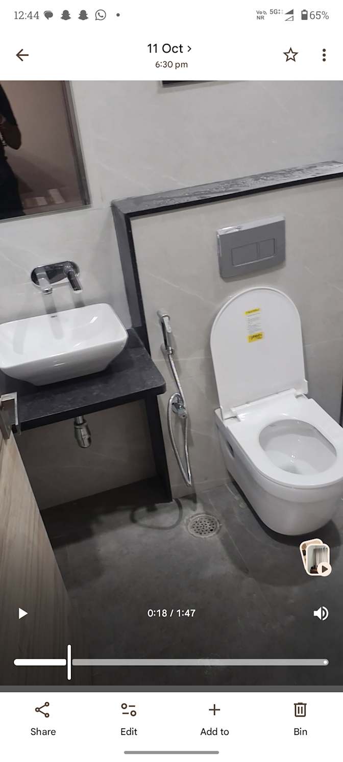Adarsh Porwal's room