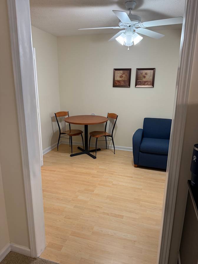 Modern Jalsvc's room