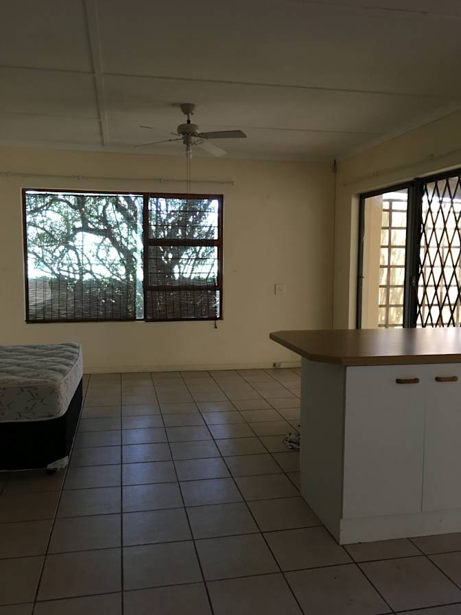 Desrei Holman's room