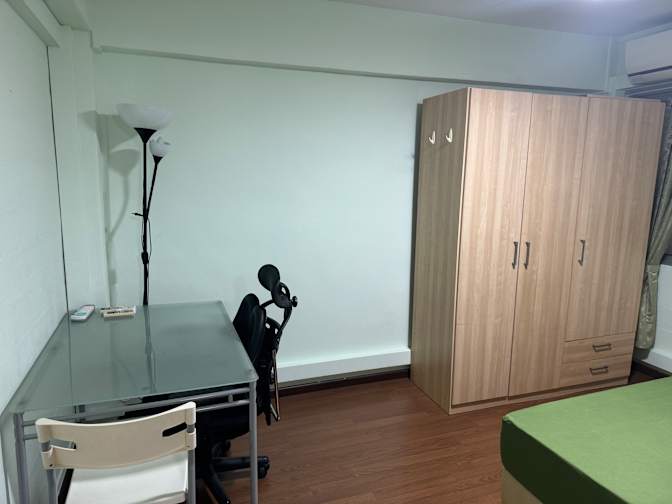 Leo's room