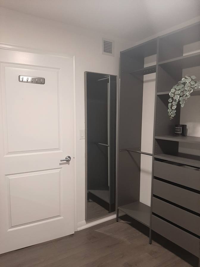 Elle's room