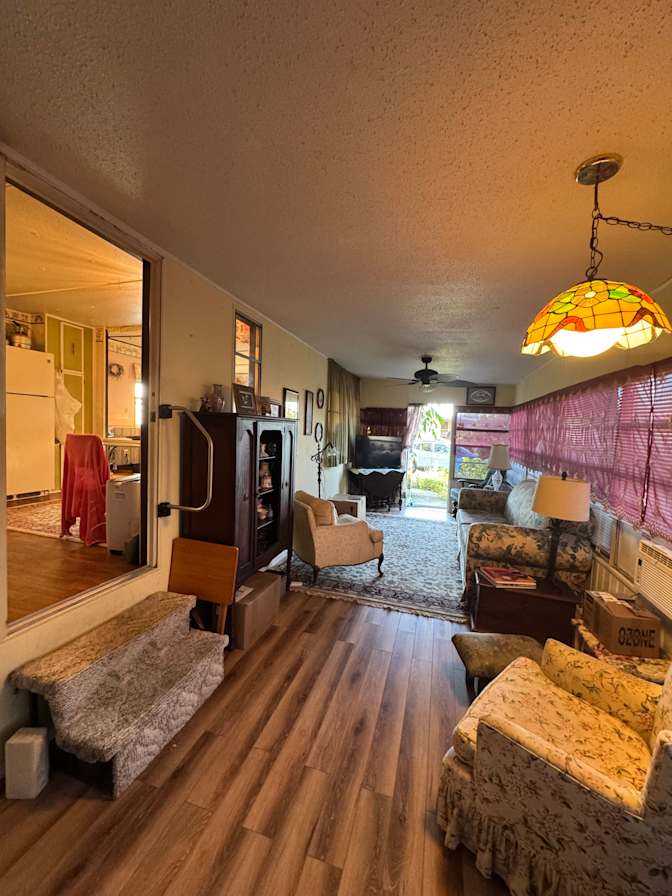 Gayle's room