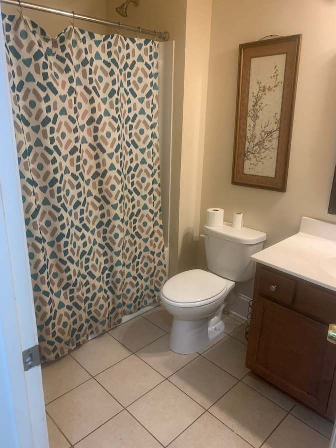 Dee's room