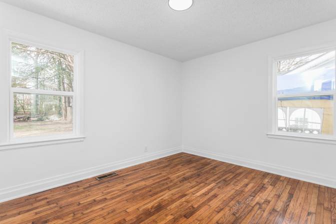 Alcove Rooms's room