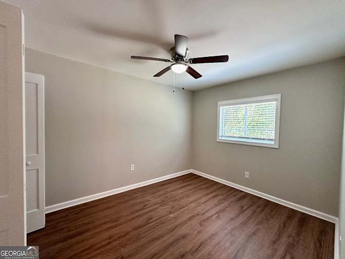 Alcove Rooms's room