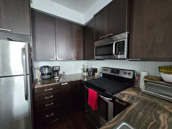 Julia Girmenia's room