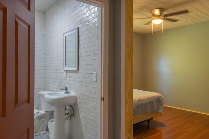Yates Properties's room