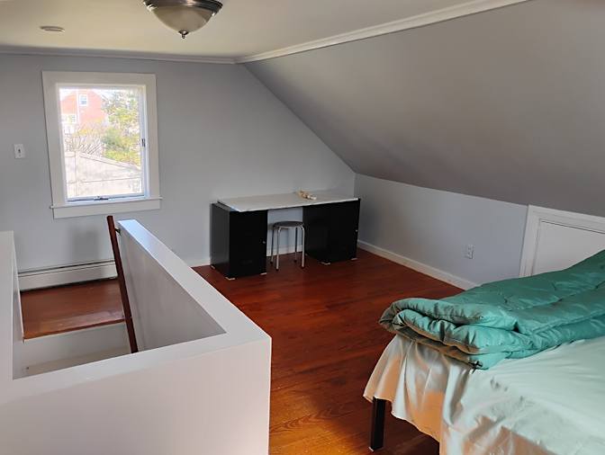 Jon's room