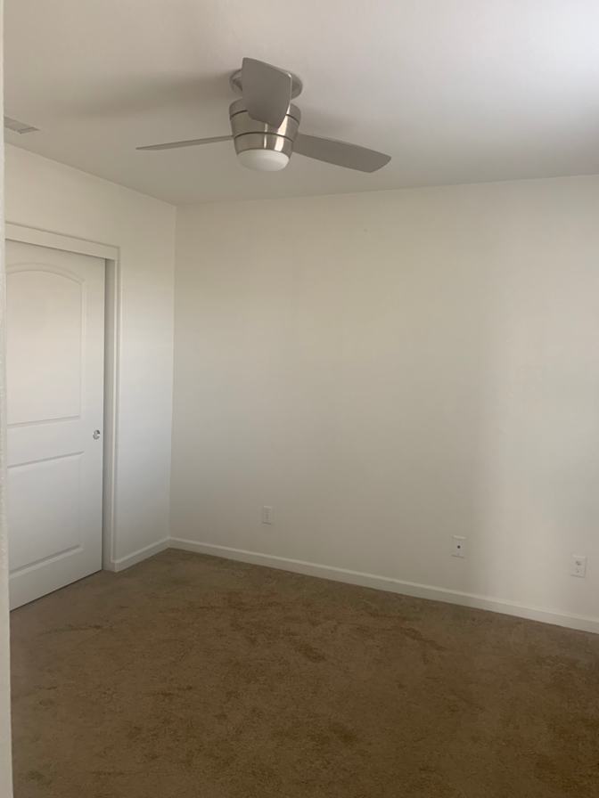 Naomi's room