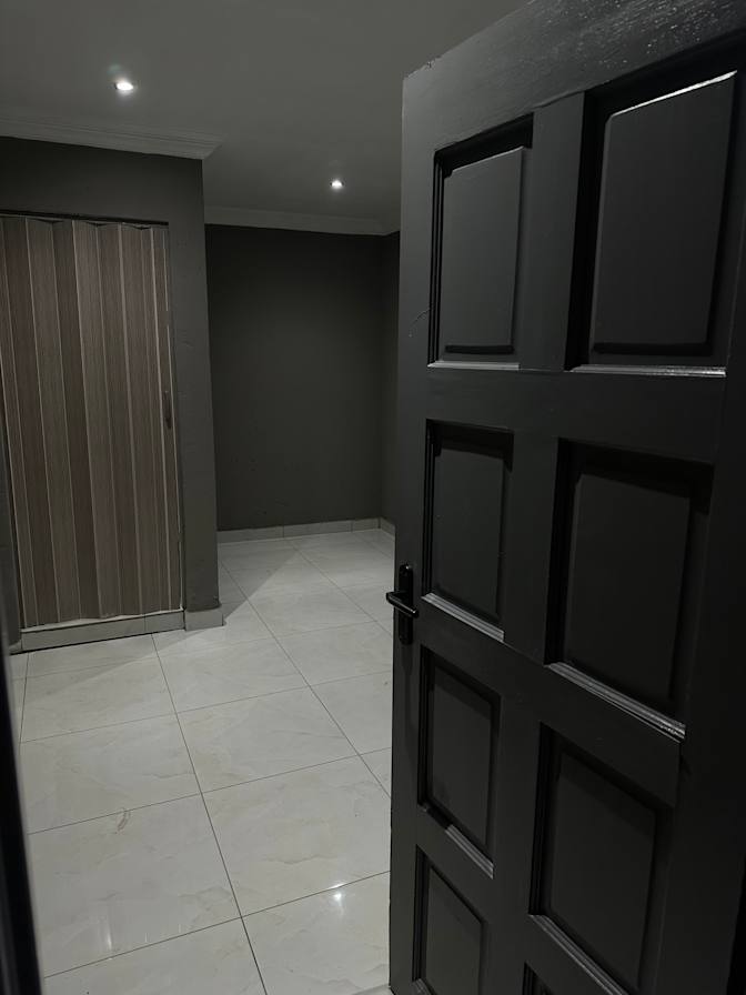 Tshepo Mojapelo's room