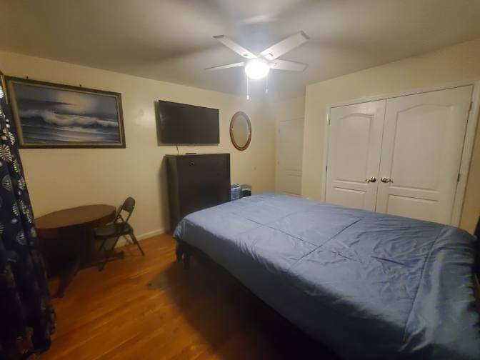 Jason Bryan, Realtor's room