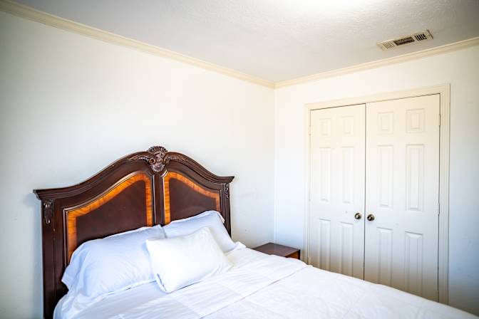 Gul's room