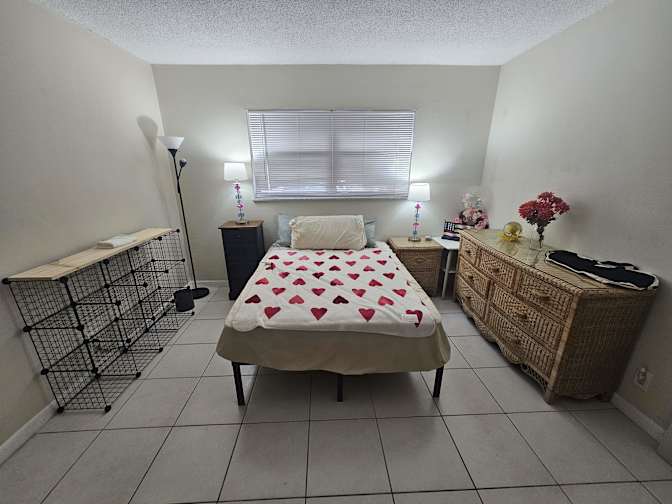 Tony's room