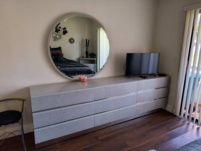 Debbi Daniello's room