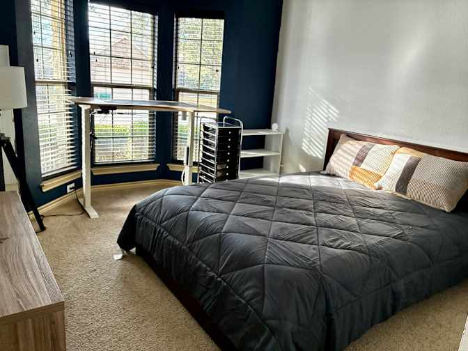 Luke's room
