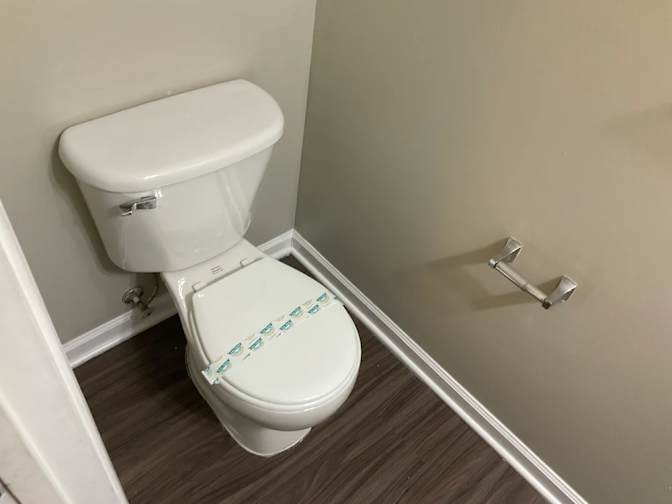harmstrong's room