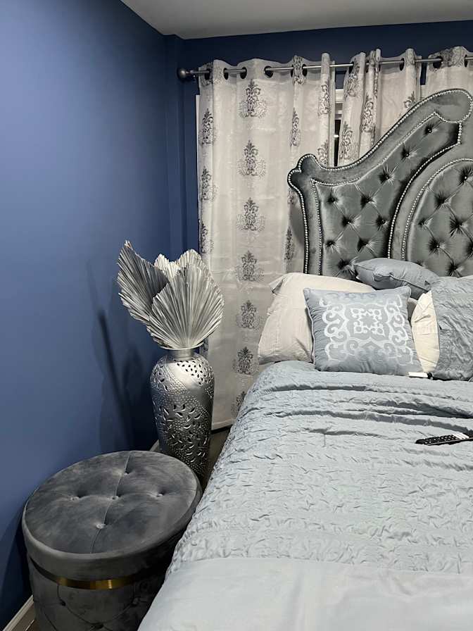 Darlene  Opare adu's room