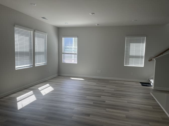 ROSHAN's room