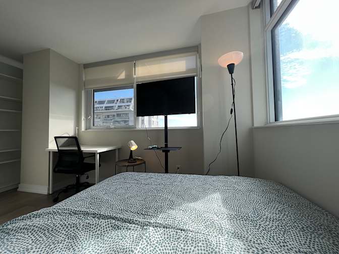 Ali's room