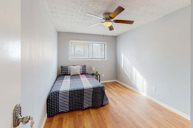 PadSplit's room