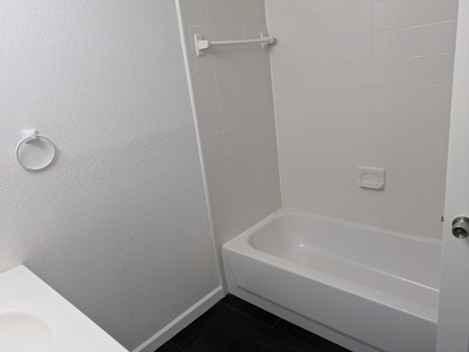 Autif's room