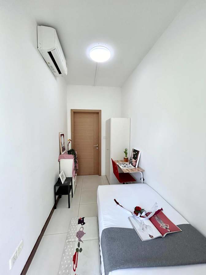 VVA EI's room