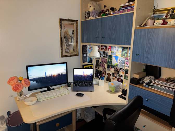 ROMY's room