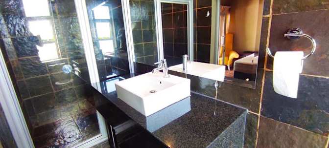 Secasa Guest House's room