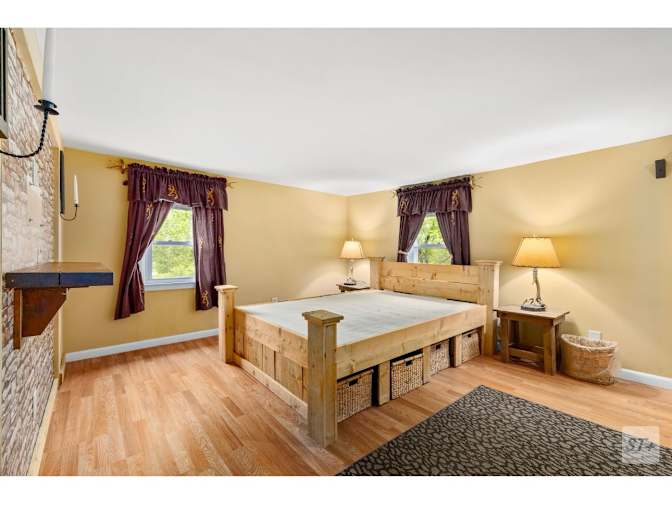 jada annel green's room