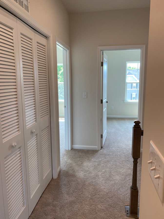 Alcove Rooms's room