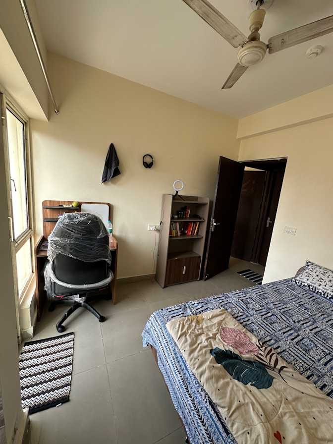 Shubham Sisodiya's room