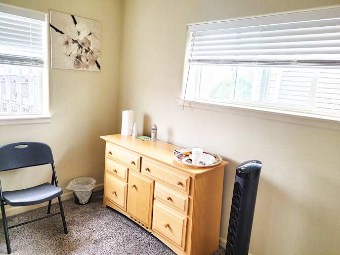 Oyin's room