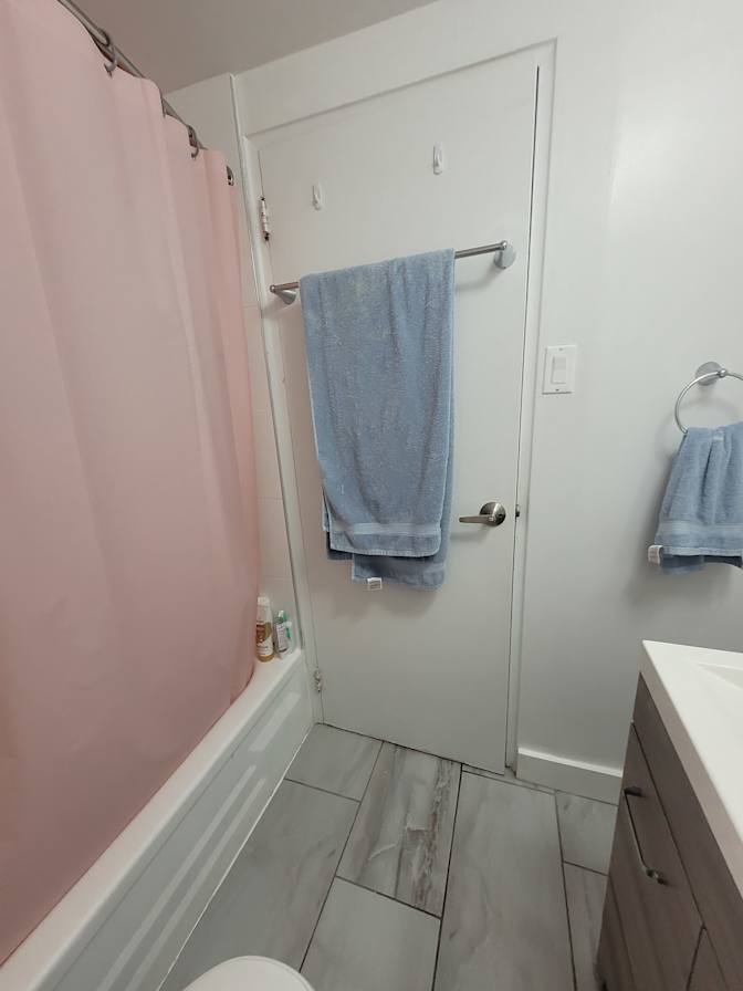Hannah's room