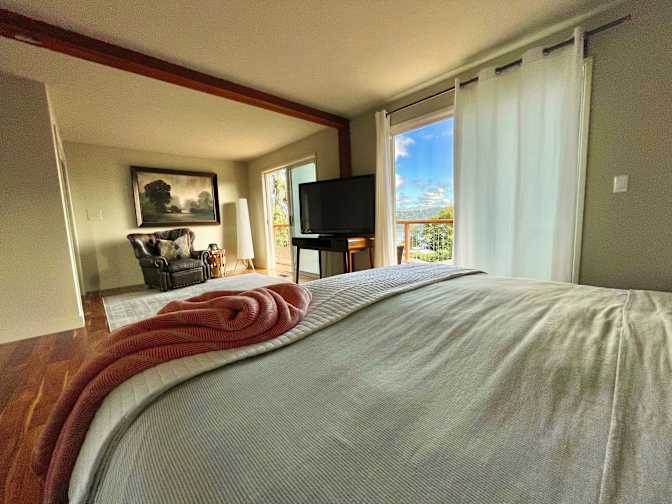 Anne's room