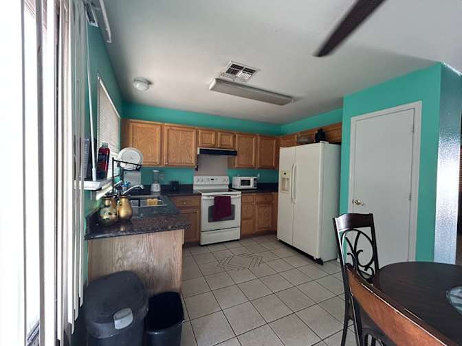 Ricardo's room