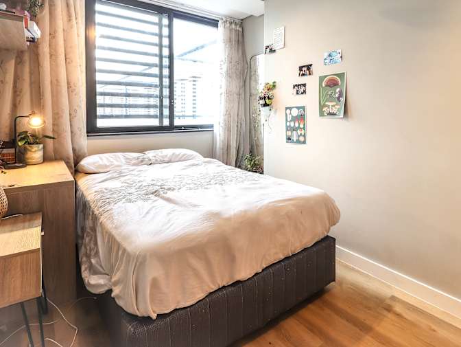 Layla Schmidt's room