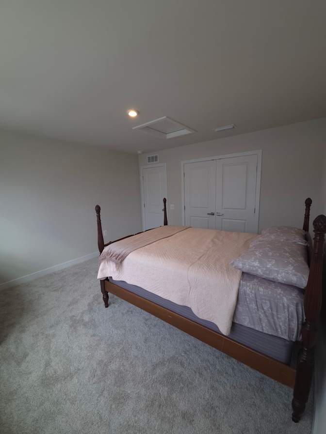 Joon's room