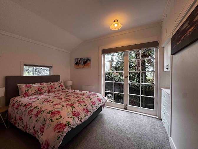 Grant's room