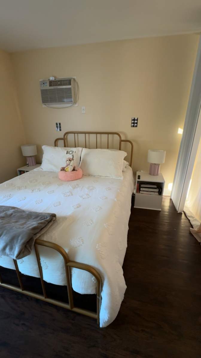 Emma's room