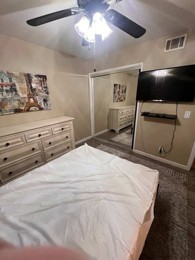Mike O's room