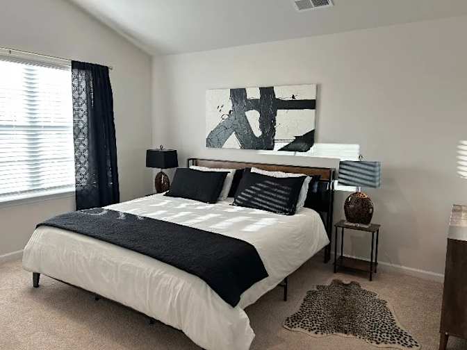 Alcove Rooms's room