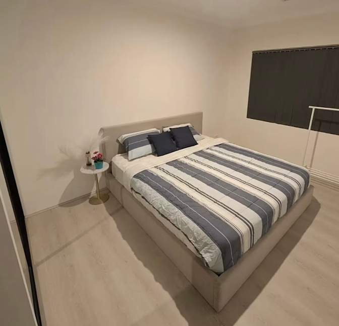 Victoria's room