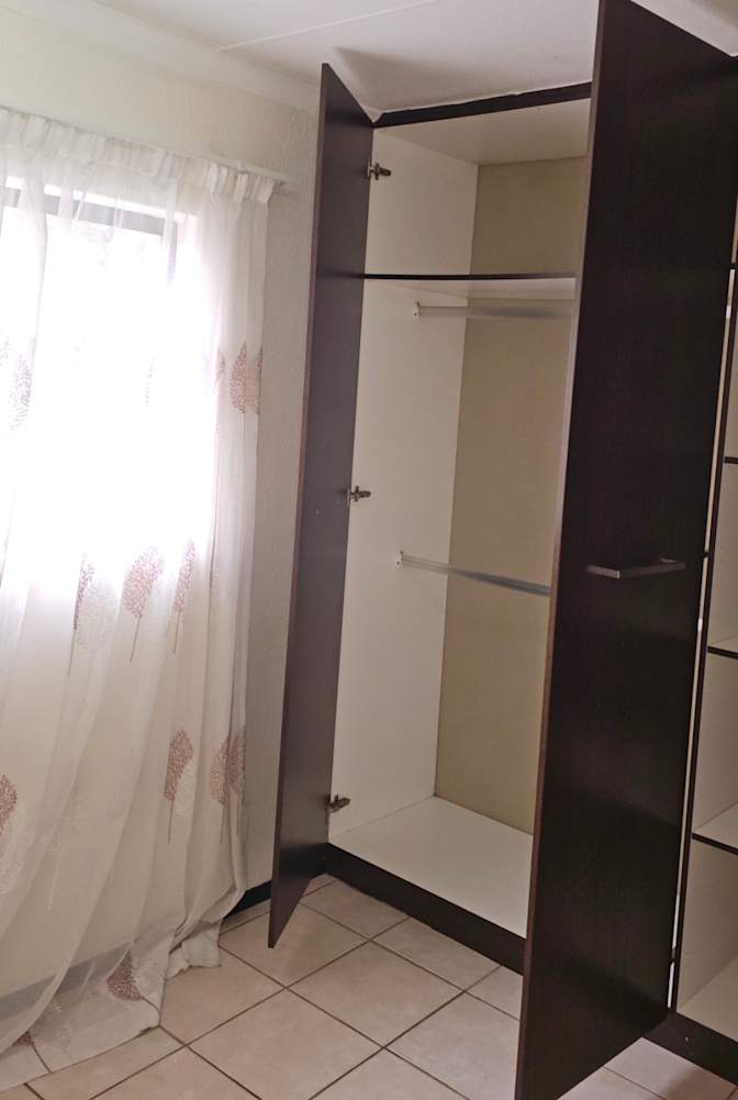 Jae's room