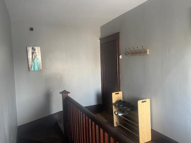 Fabris's room