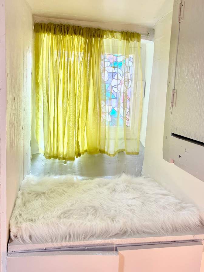 G H's room