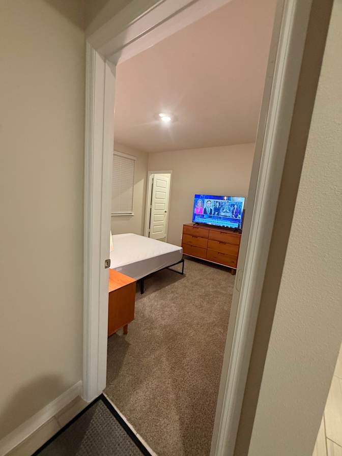 LandlordDRW's room